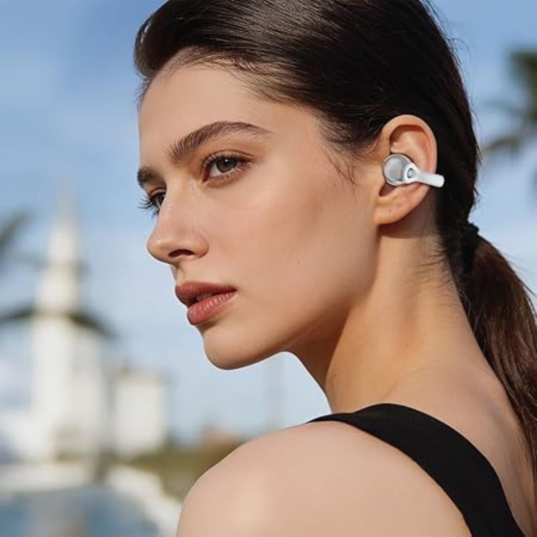 Green Lion Pearl Pods Wireless Open-Ear Clip-On Earbuds, 16 Hours Playtime With Case, ENC Noise Cancelling Headphone, Waterproof Earphone, Bluetooth V6.0, Soft Ambient LED, USB-C Charging -White