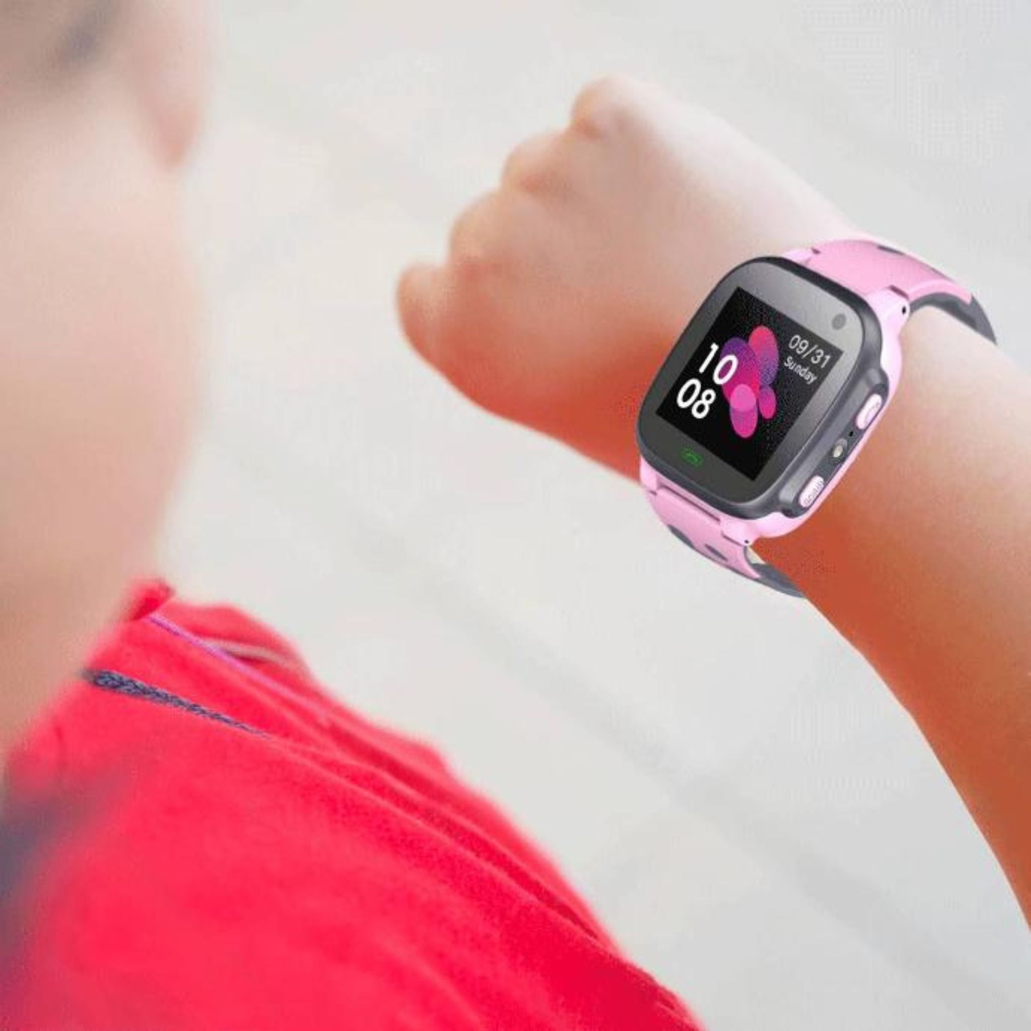 Green Lion Kids Smart Watch Series 1, Touch Control Method, Charging with Micro USB Cable, 5 Days Standby Time, 400 mAh Battery, 32 MB RAM, HD Camera - Pink